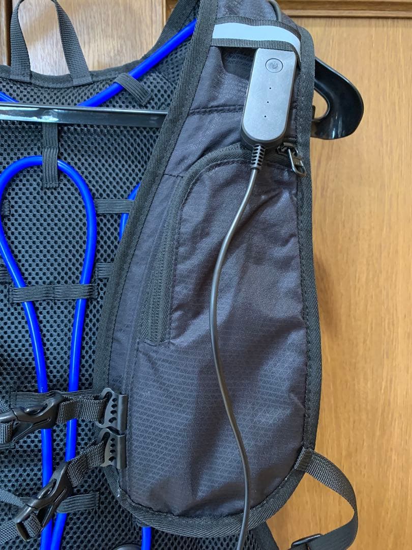 美品 YAMAZEN 水冷服 ダイレクトクール プロ仕様 DC-B04SE(B)