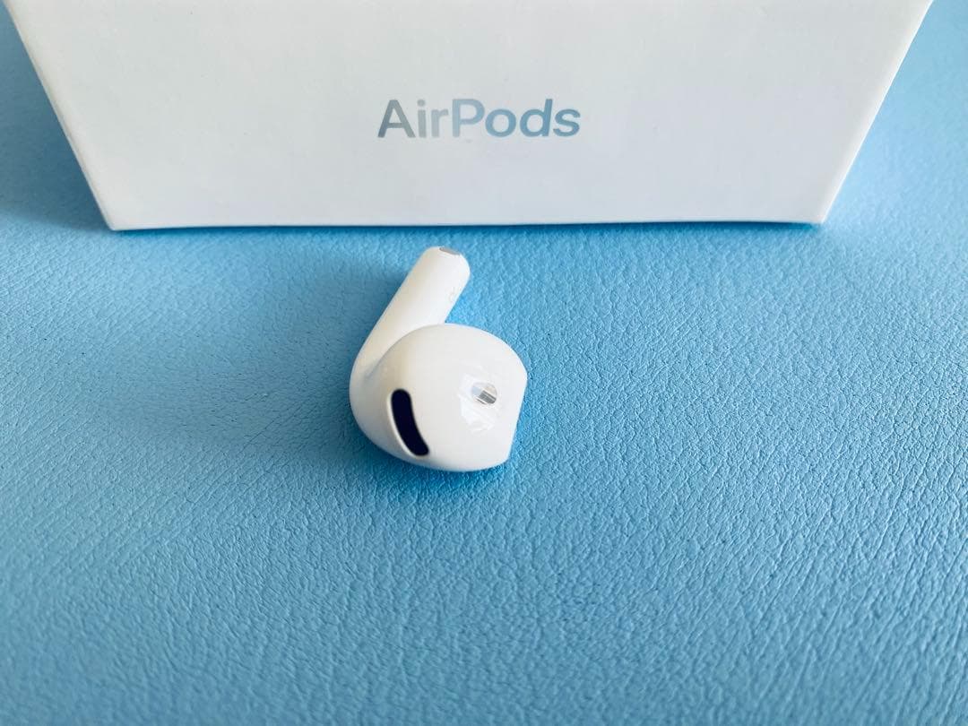 AirPods 第4世代 R片耳 右耳のみ イヤホン A3055 RHWI