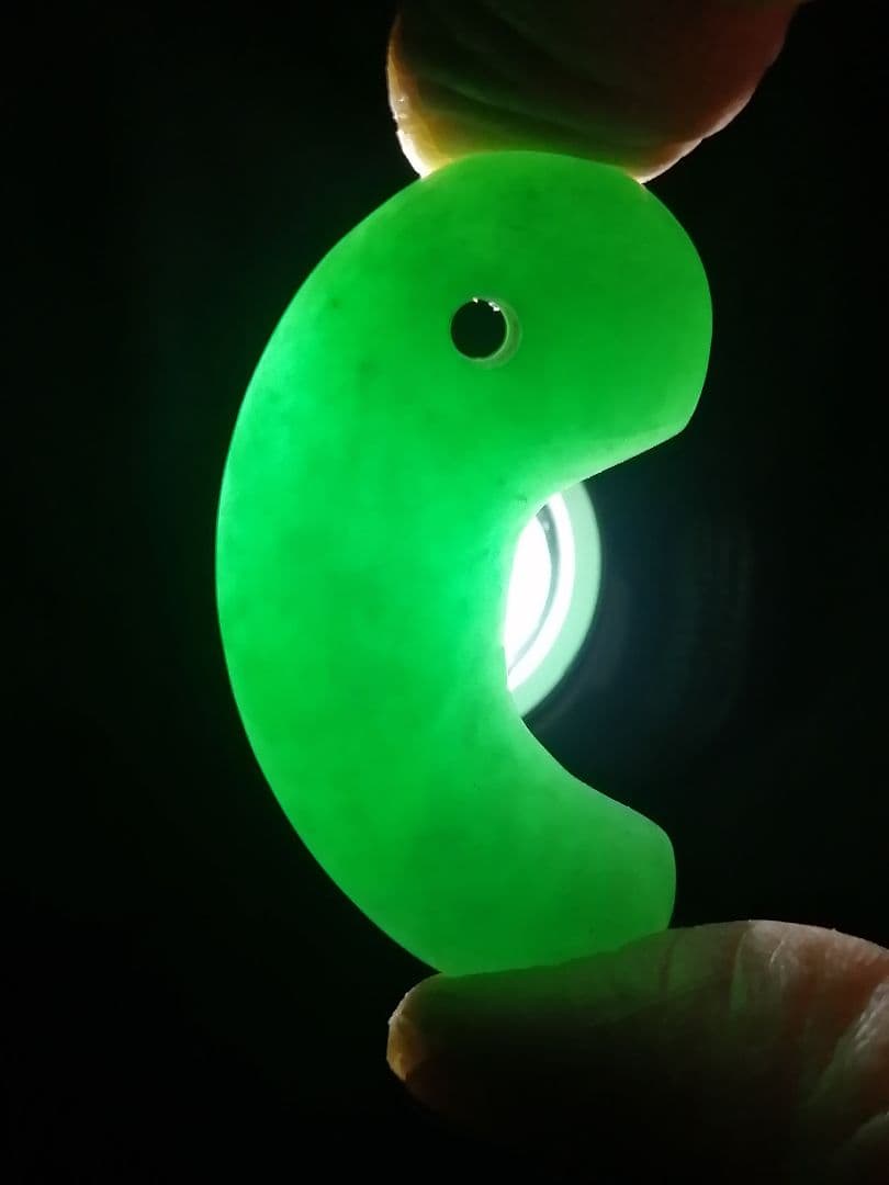 ★【カワハラ】古墳期『糸魚川翡翠勾玉』出土品。4.8cm【超琅玕翡翠】