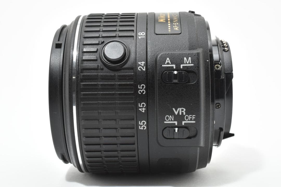 ニコン DX AF-S カメラレンズ 18-55mm f3.5-5.6 G II