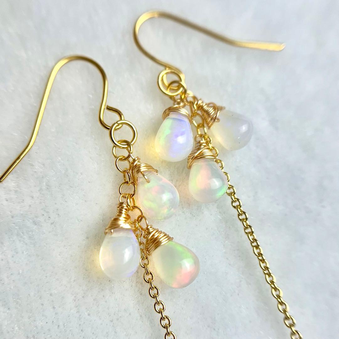 宝石質 エチオピアオパール チャーム イヤリング ピアス