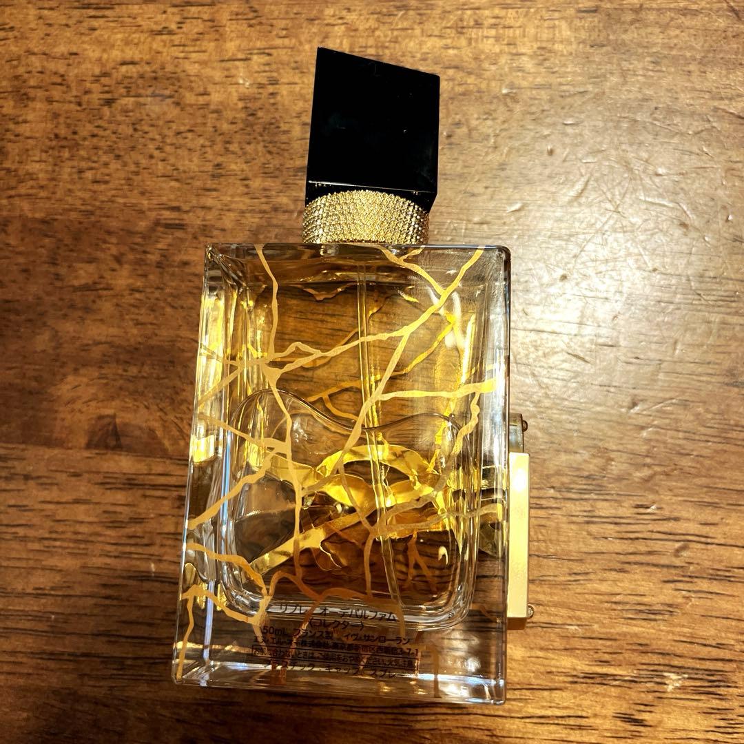 佐伯さま専用【美品】YSLリブレオーデパルファム23年ノエルマーブルジュエリ