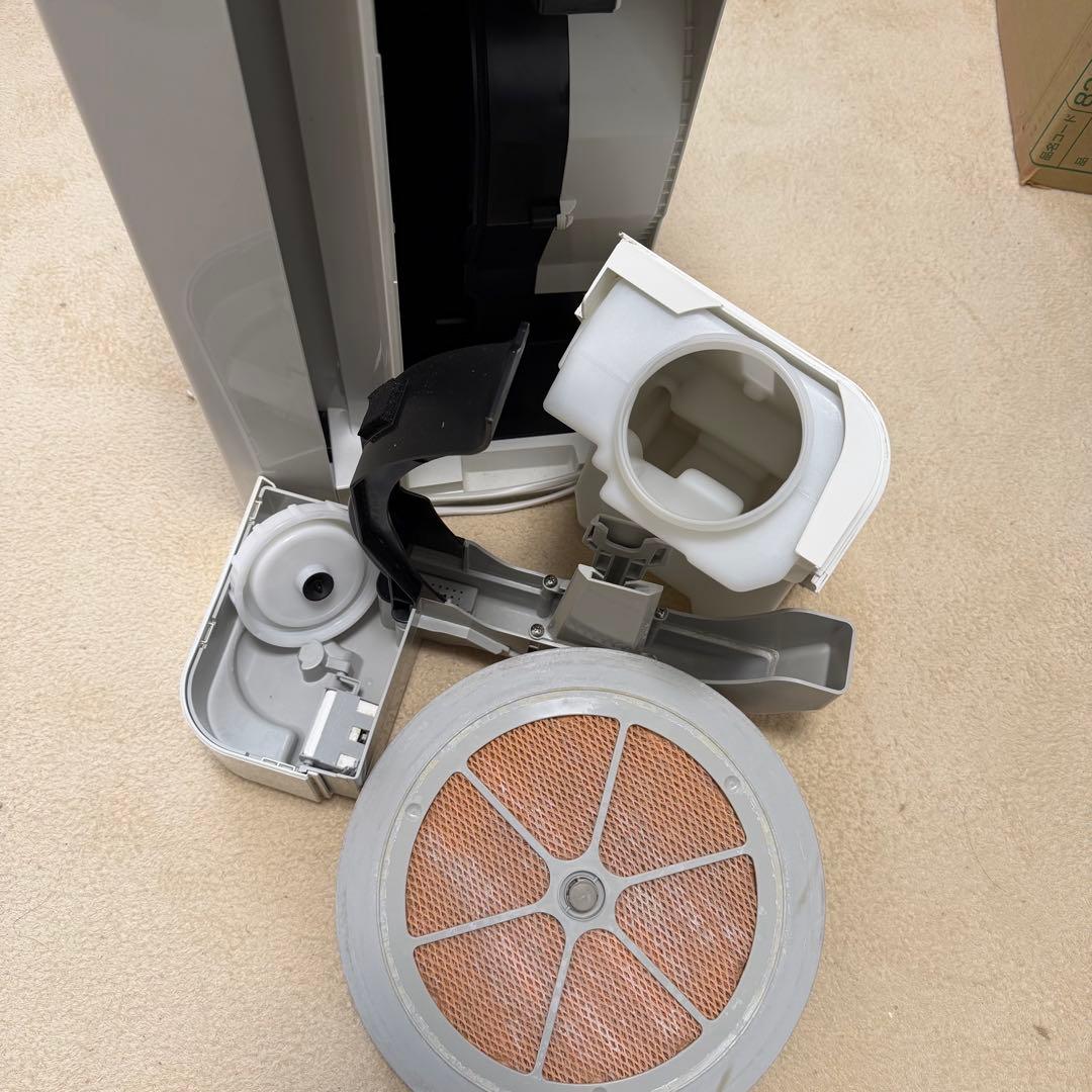 ダイキン　DAIKIN MCK70VKS-W 2019年製　空気清浄機