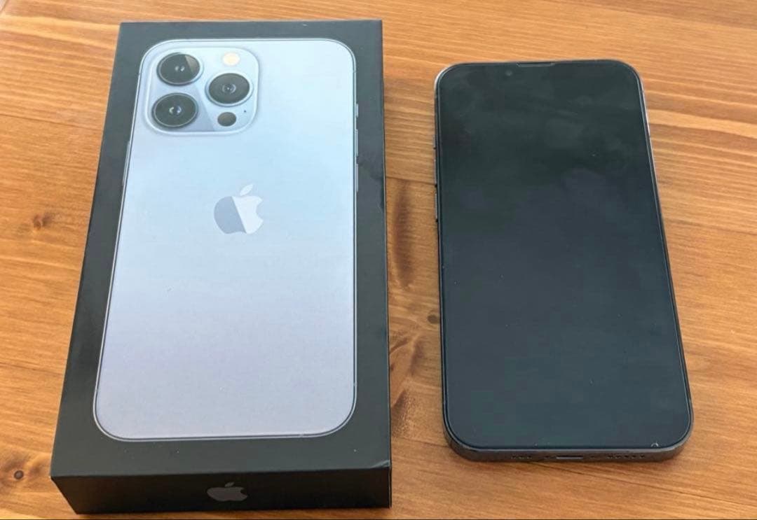 Apple iPhone 13 Pro 128GB SIMフリー　シエラブルー