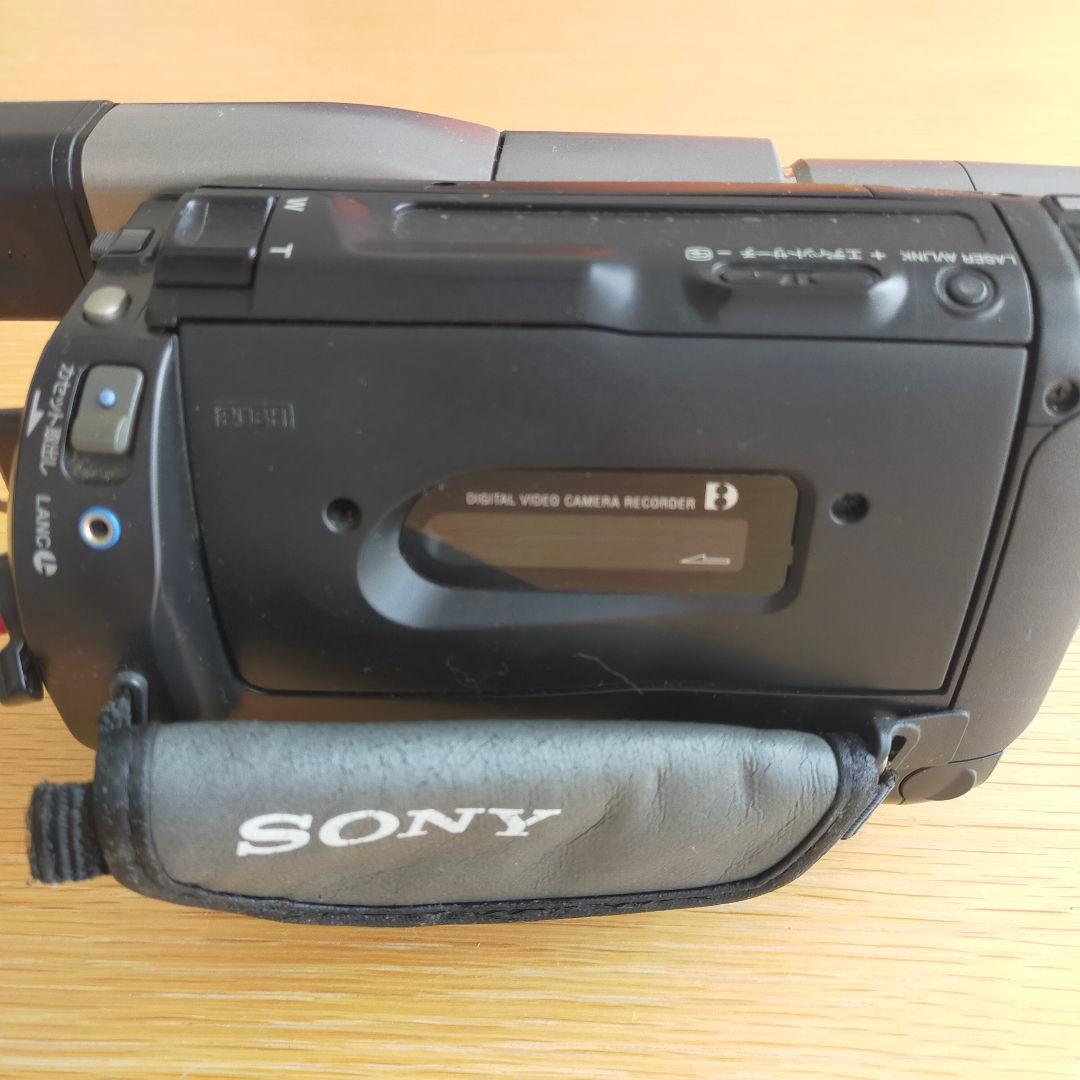 【ジャンク】SONY DCR-TRV735　8mm　ビデオカメラ　ハンディカム