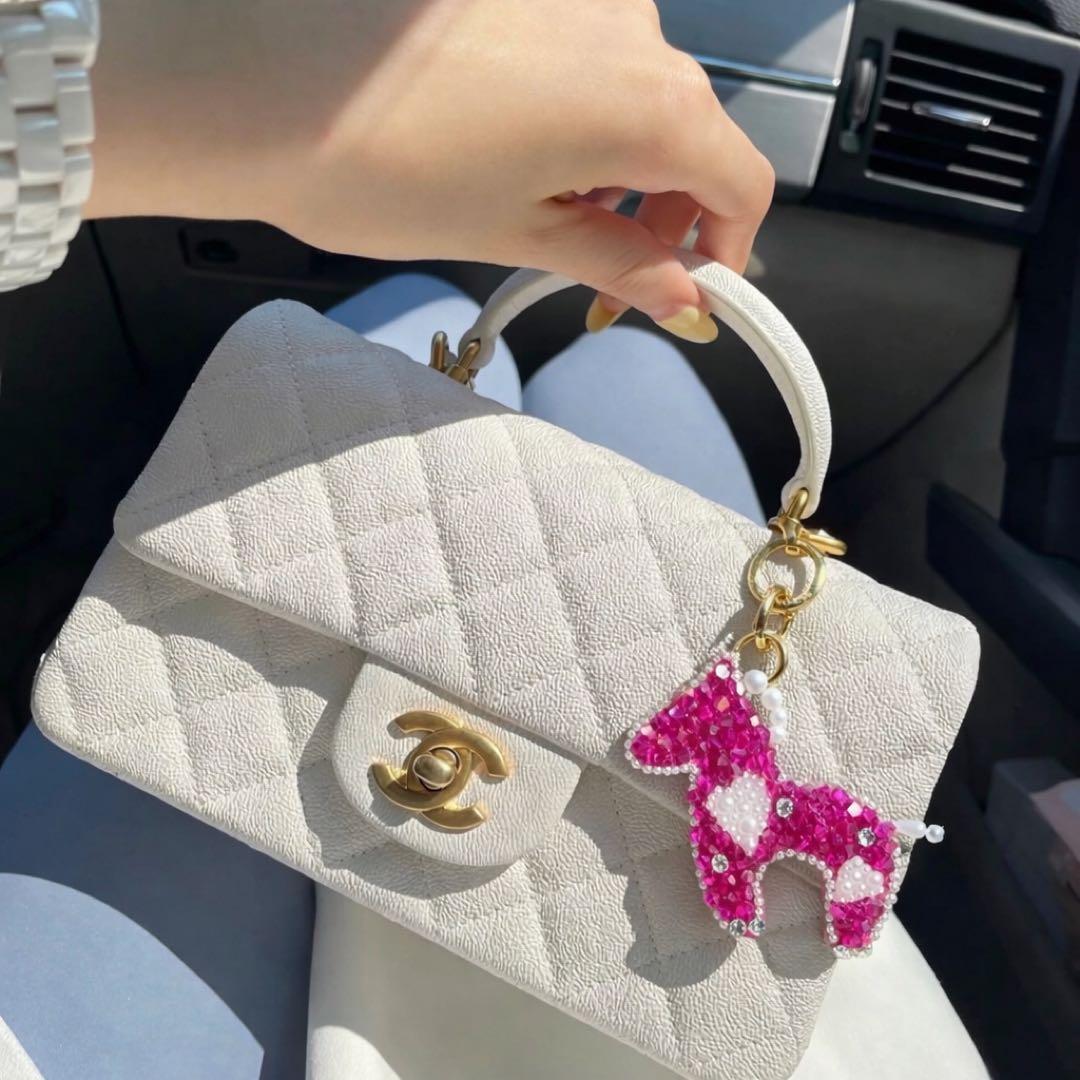 【ビビットカラーシリーズ•ᴗ•✿PINK】お馬さん ハンドメイド バッグチャーム