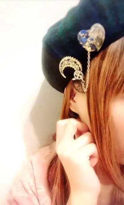 ハンドメイド ♡ アリスブローチ