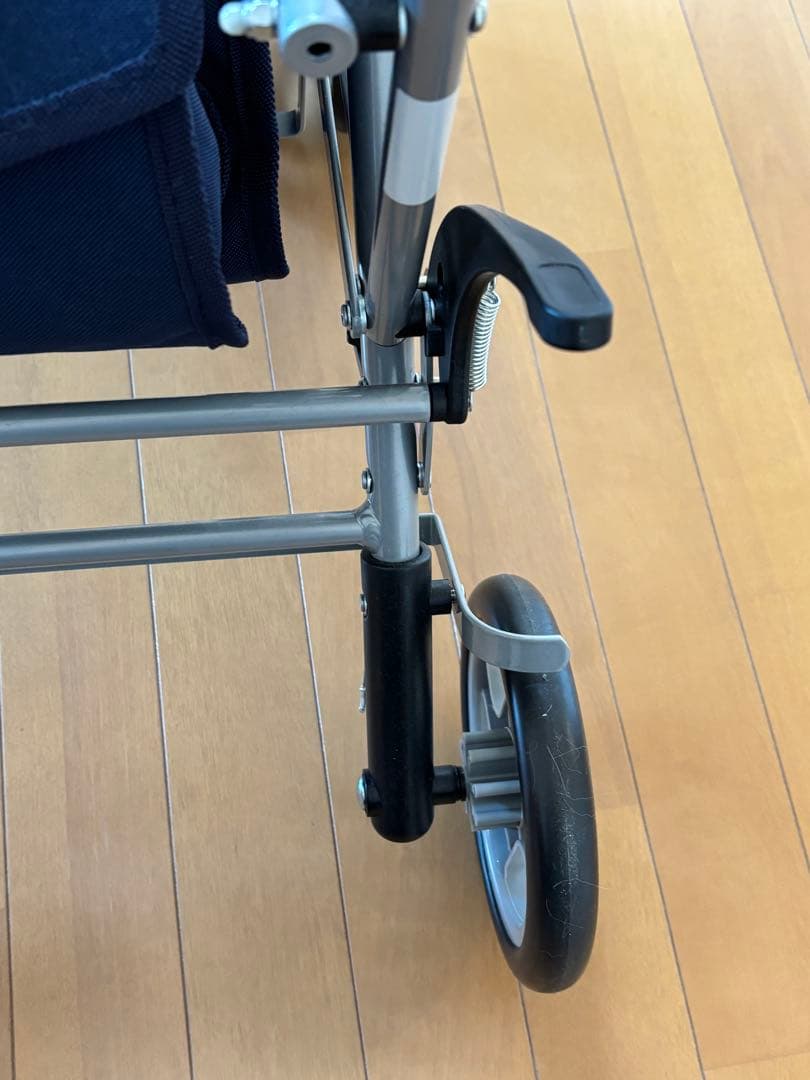 新品同様　シルバーカーデュオST 買い物カート　手押し車　花柄　折り畳み