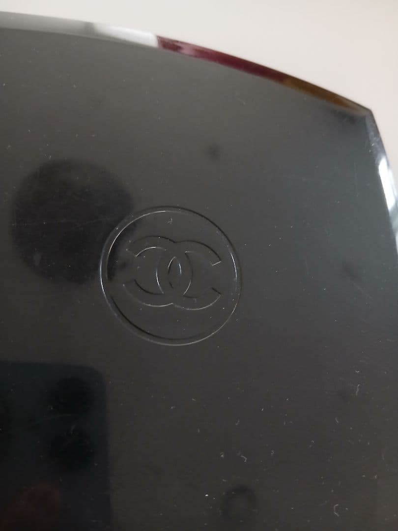 CHANEL ブラック ハンドミラー