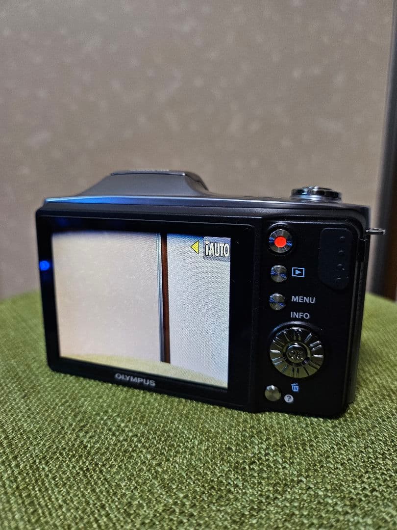 OLYMPUS SZ-14 コンパクトデジタルカメラ