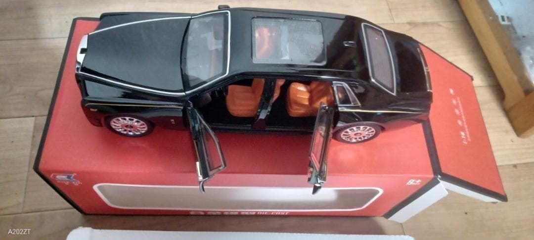 【赤字換金セール1:18スケール 特大サイズ ロールス・ロイス ファントム