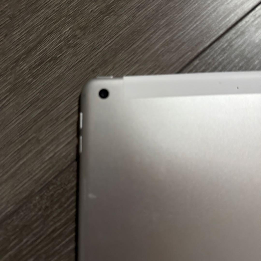 Apple iPad 10.2インチ 第9世代 Wi-Fi 64GB シルバー