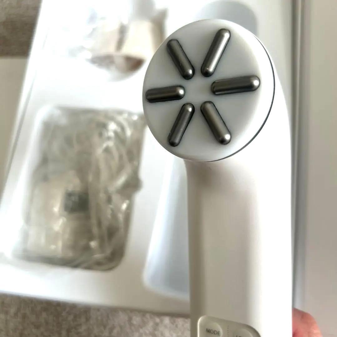 リフチューン LIFTUNE 美顔器 本体　2024.8月購入