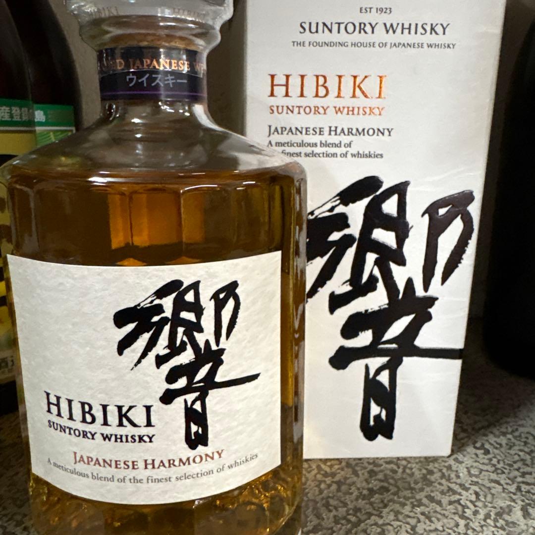 HIBIKI JAPANESE HARMONY 700ml箱有り