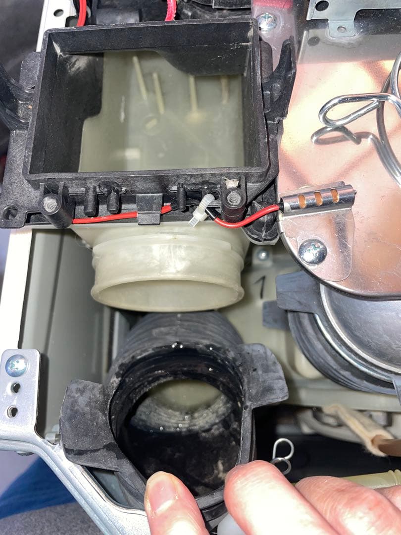 格安❗️動作好調❗️2019年製シャープ ドラム式洗濯乾燥機機 ES-H10D-WL