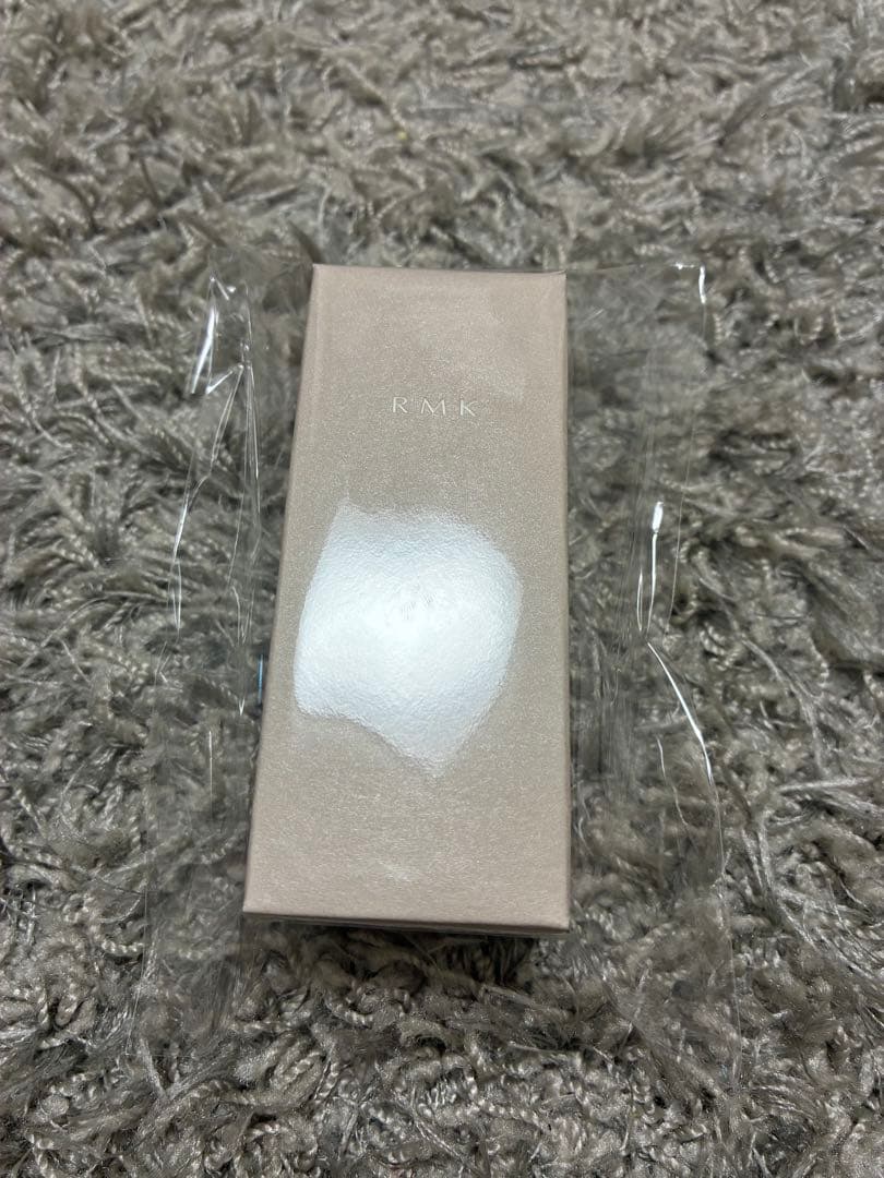 【未開封】RMKリクイドファンデーション フローレスカバレッジ プラス 30mL