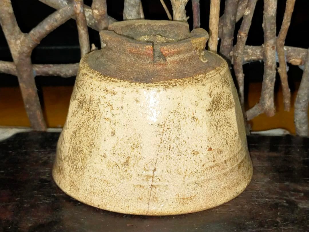 ♥値下げ！♥古萩　茶碗　ニュウ　窯ギレ　あり　仕覆　木箱付き　茶道具　骨董　古玩