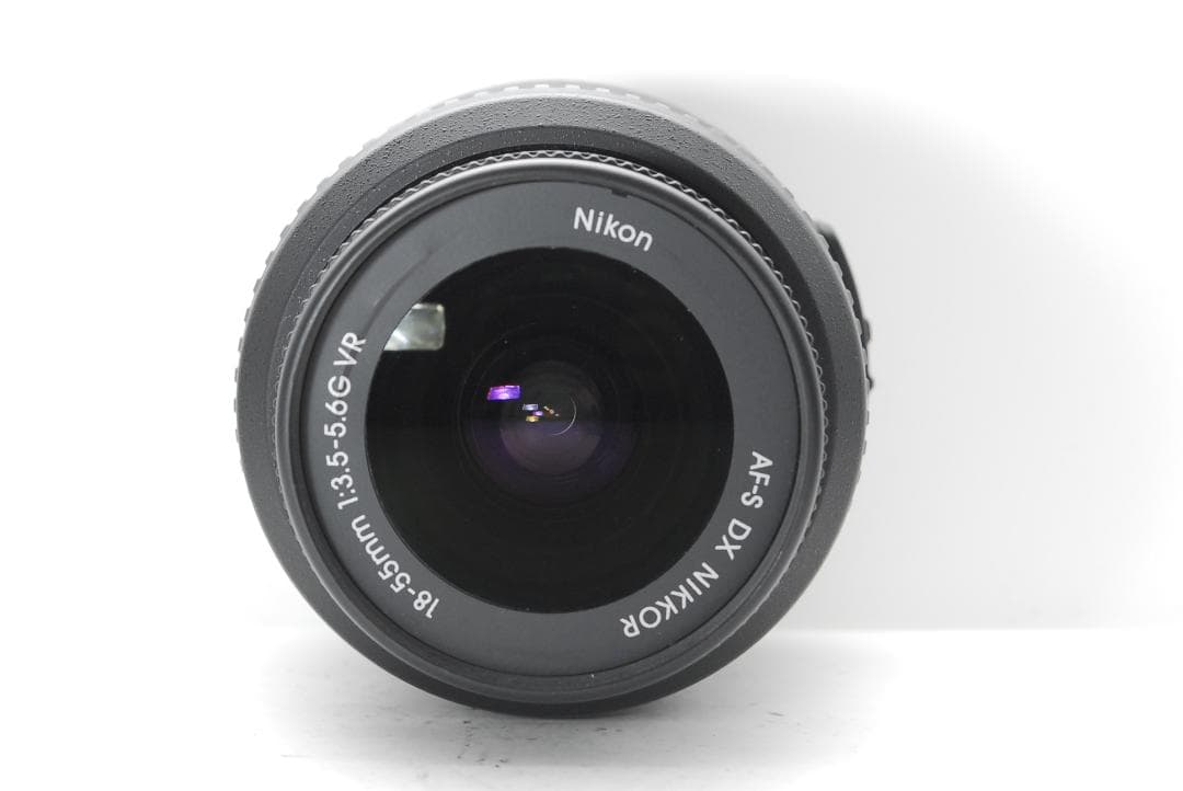 使用感少の美品　Nikon D5000　スマホ転送　動画・自撮りできる万能モデル