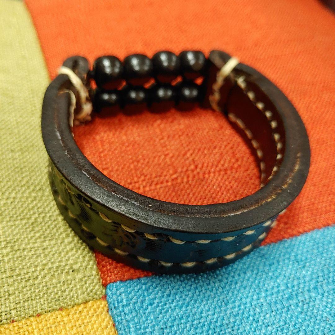 レザーとビーズのブレスレットセット