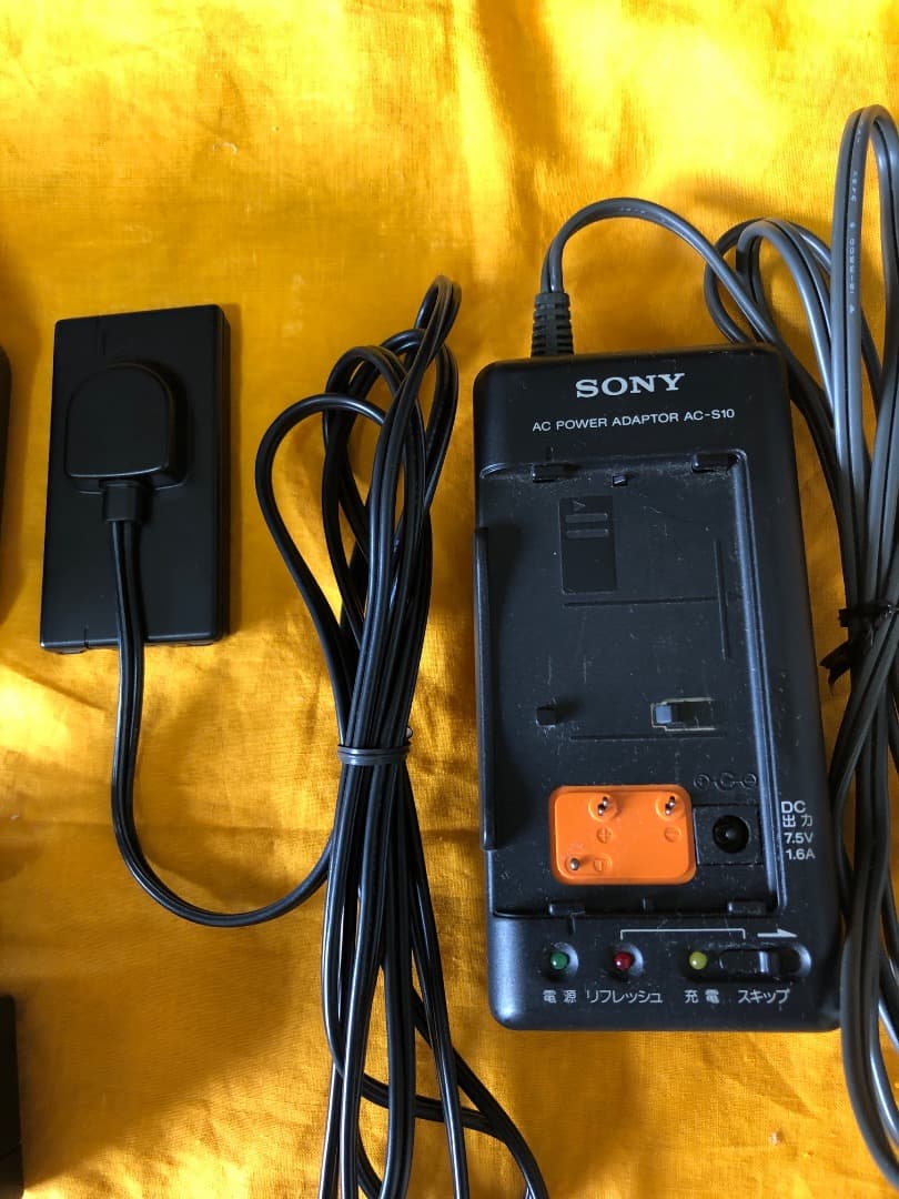 SONY GV-U5 ＋ TGV-1 ビデオウォークマン