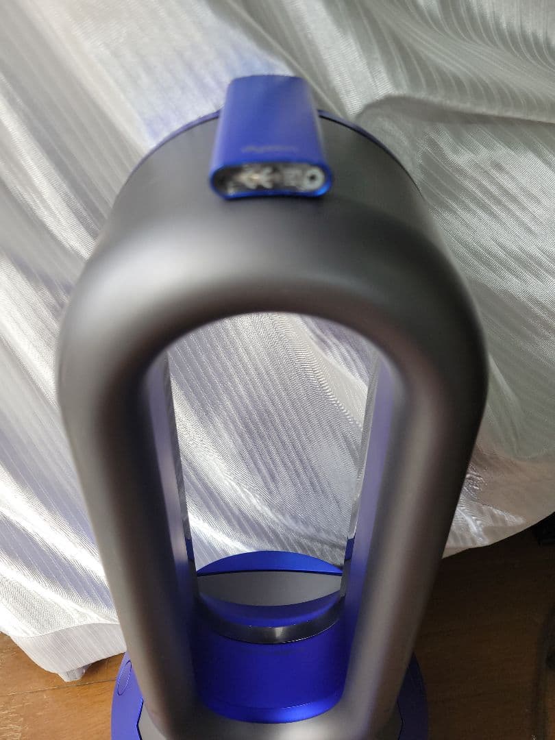 Dyson Pure Hot+Cool HP01 空気清浄機能付ファンヒーター