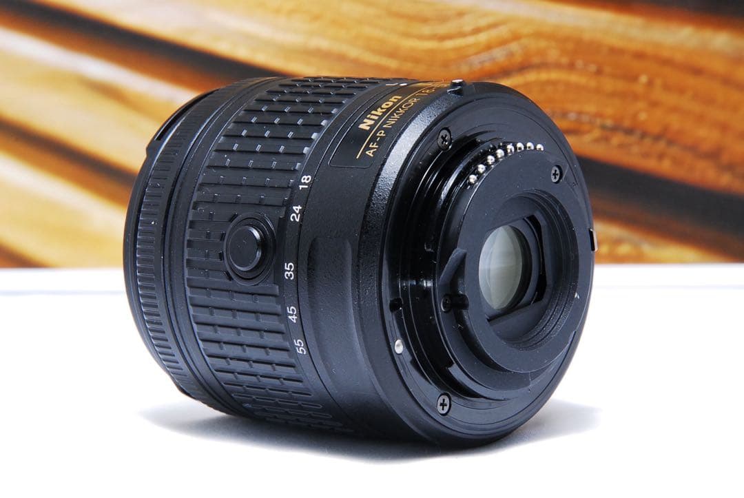 Nikon D3400 一眼レフカメラ Bluetooth スマホ転送　レッド