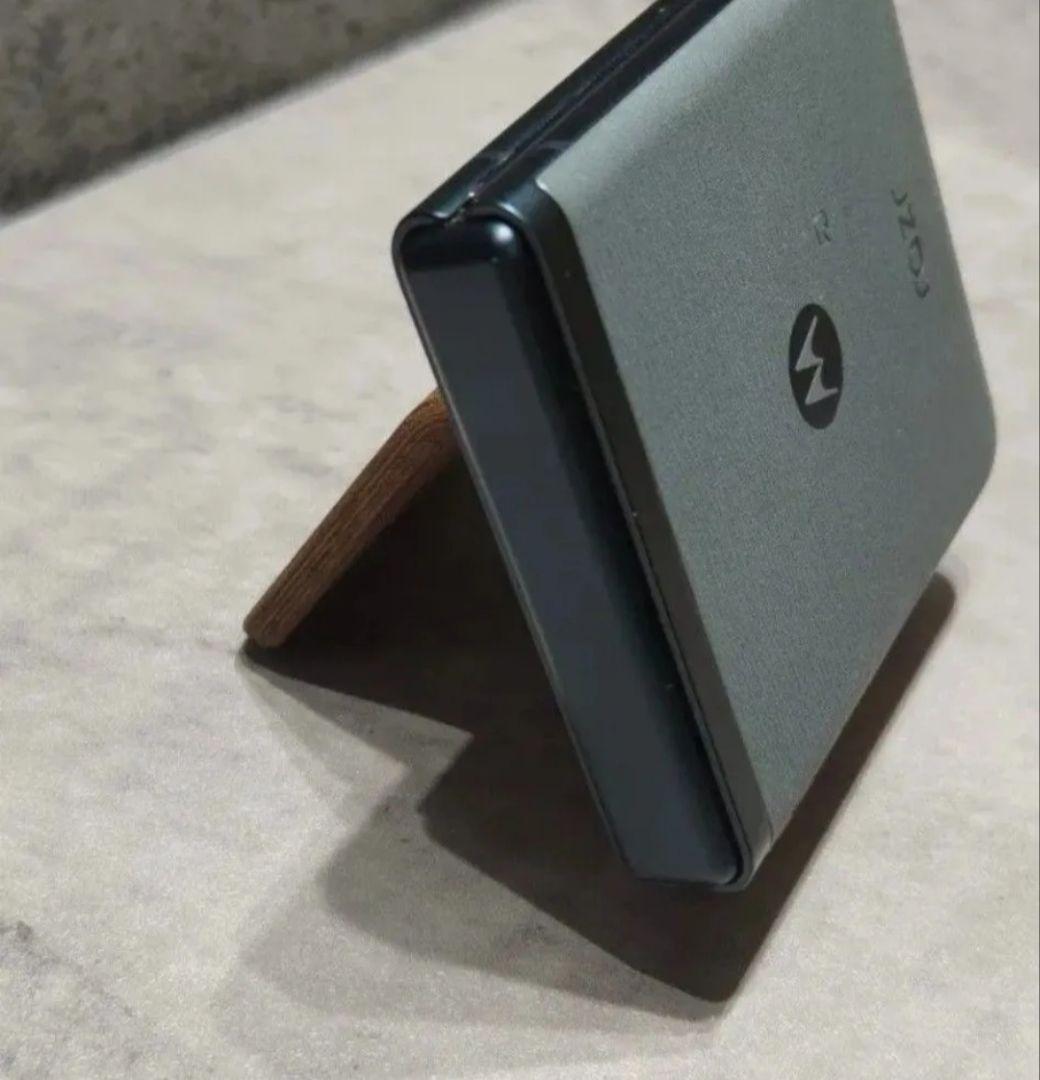 motorola razr 40s 256GB SIMフリー スマホ