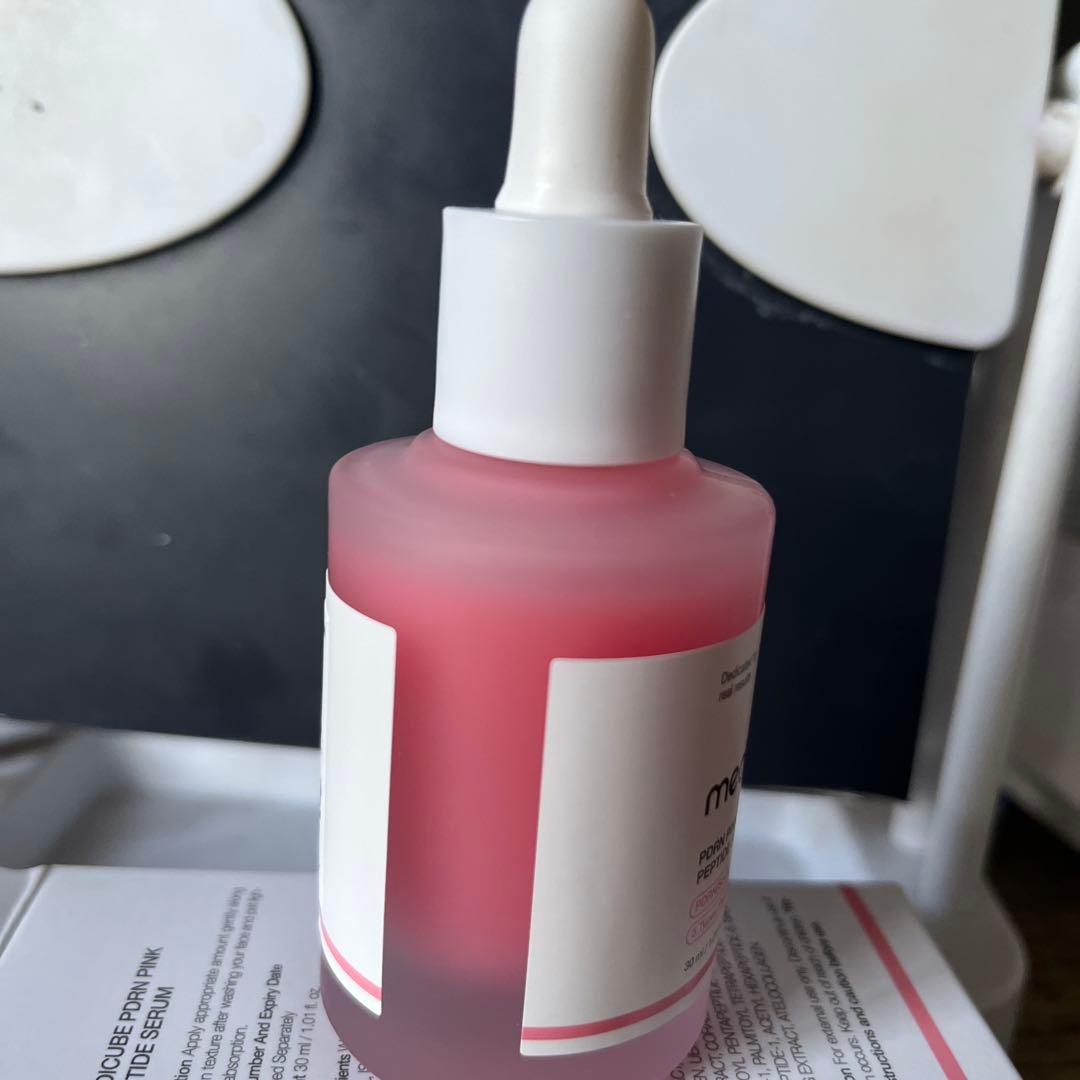 medicube 美顔器と未開封美容液のセット