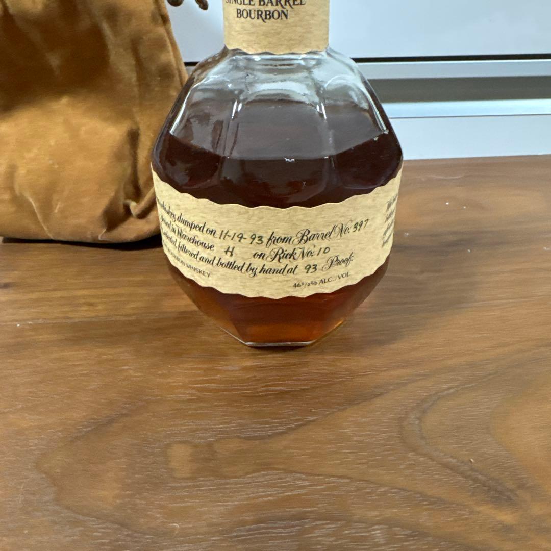 Blanton's シングルバレルバーボン　375ml 古酒