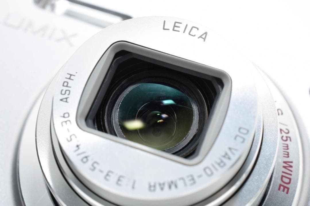 【お値下げ歓迎・美品】Panasonic LUMIX DMC-ZX1 シルバー