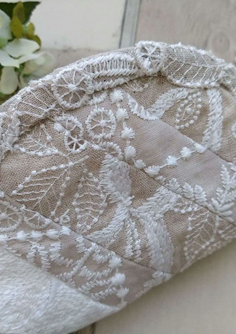 【ミナペルホネン】ハンドメイド　ポーチ　カーニバル　フォレストタイル　小物入れ