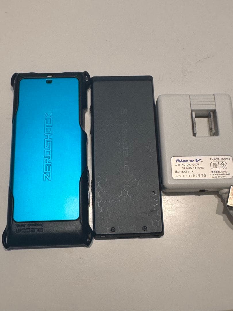 SONY ウォークマン ZEROSHOCKケース付き