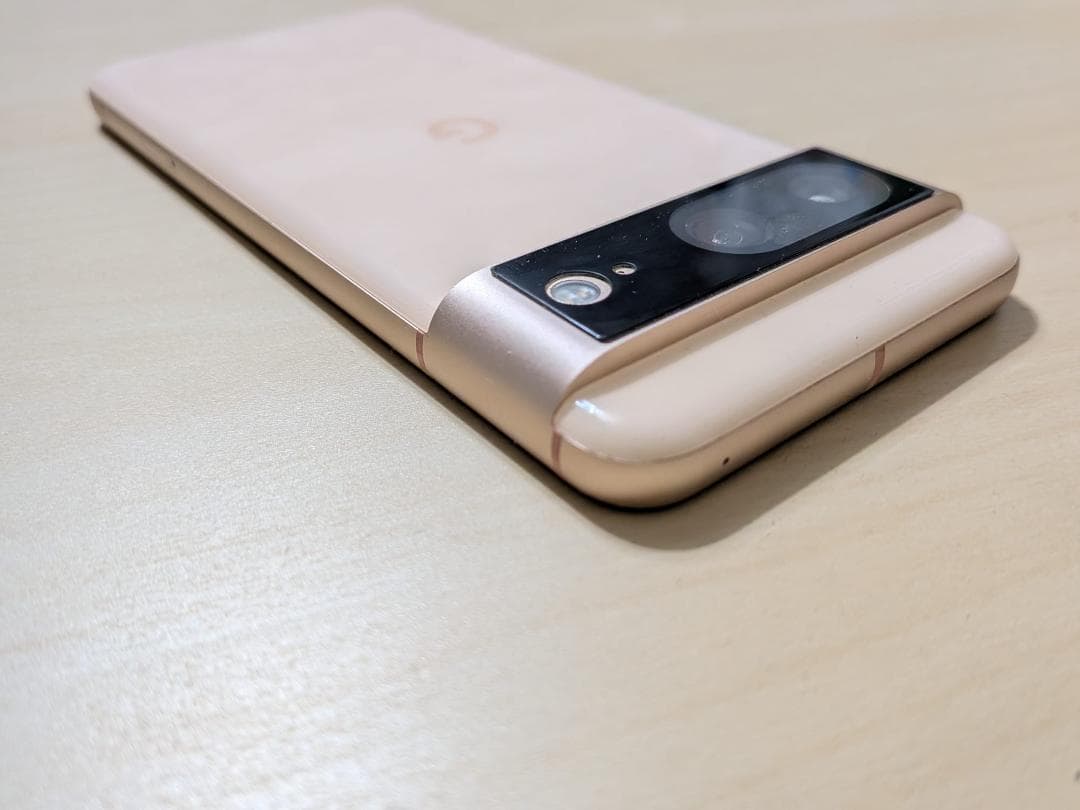 【良品】Google Pixel 8 128 GB 本体 ローズ 付属品あり