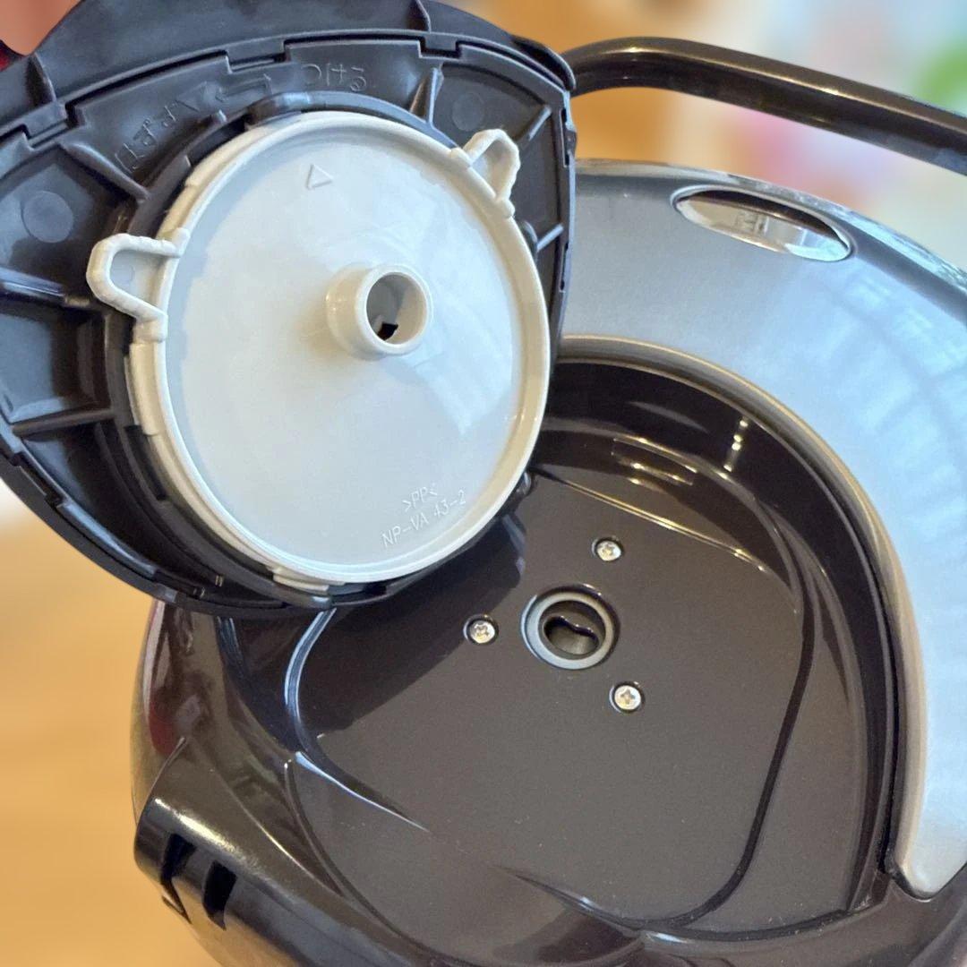 ZOJIRUSHI 象印 IH炊飯器 5.5合 NW-VB10 21年製
