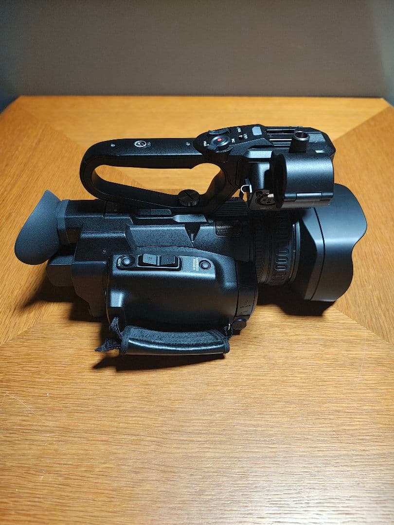 JVC GY-HM175 業務用ビデオカメラ 本体