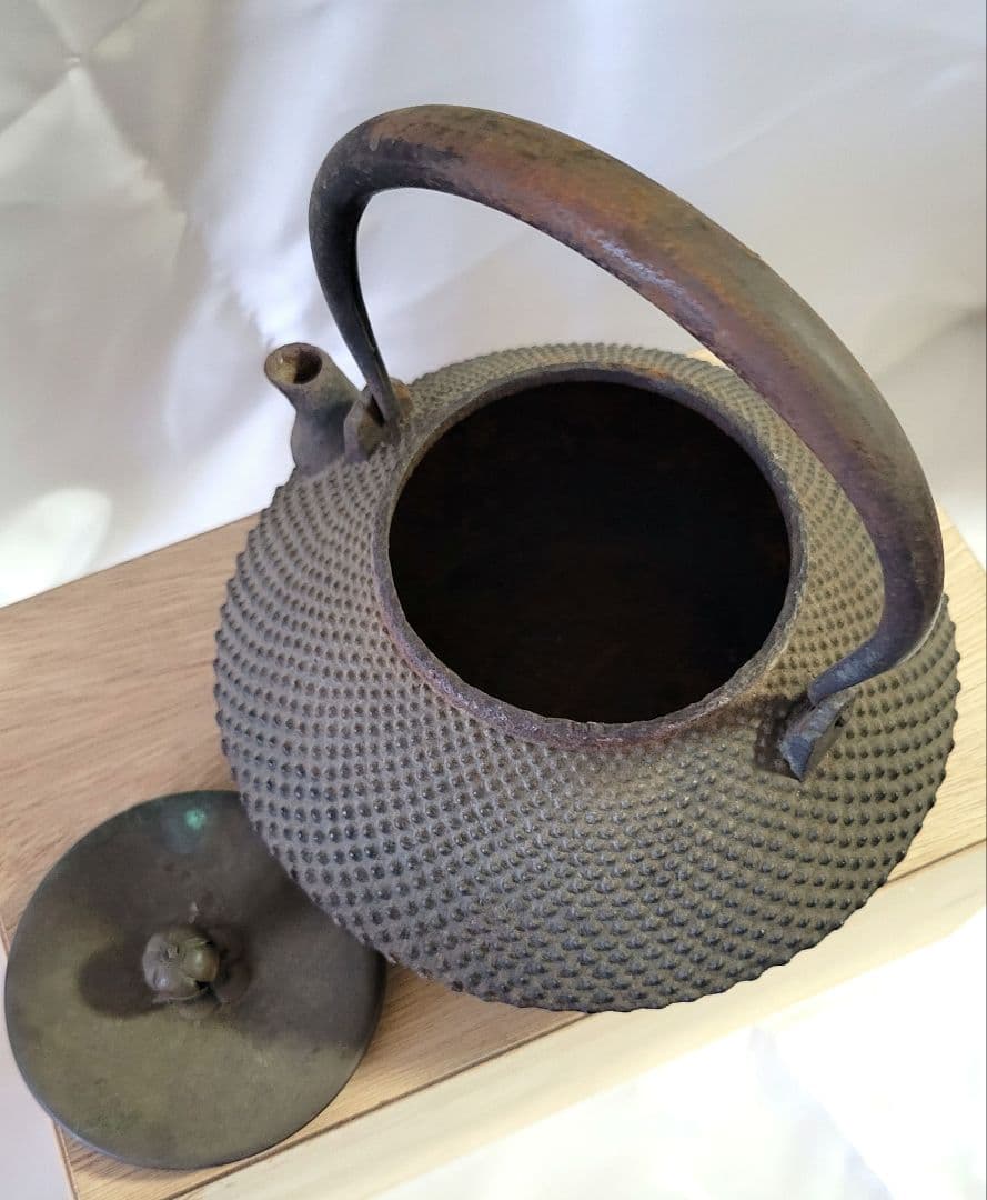 鉄瓶　霰　鉄器　急須　アンティーク品