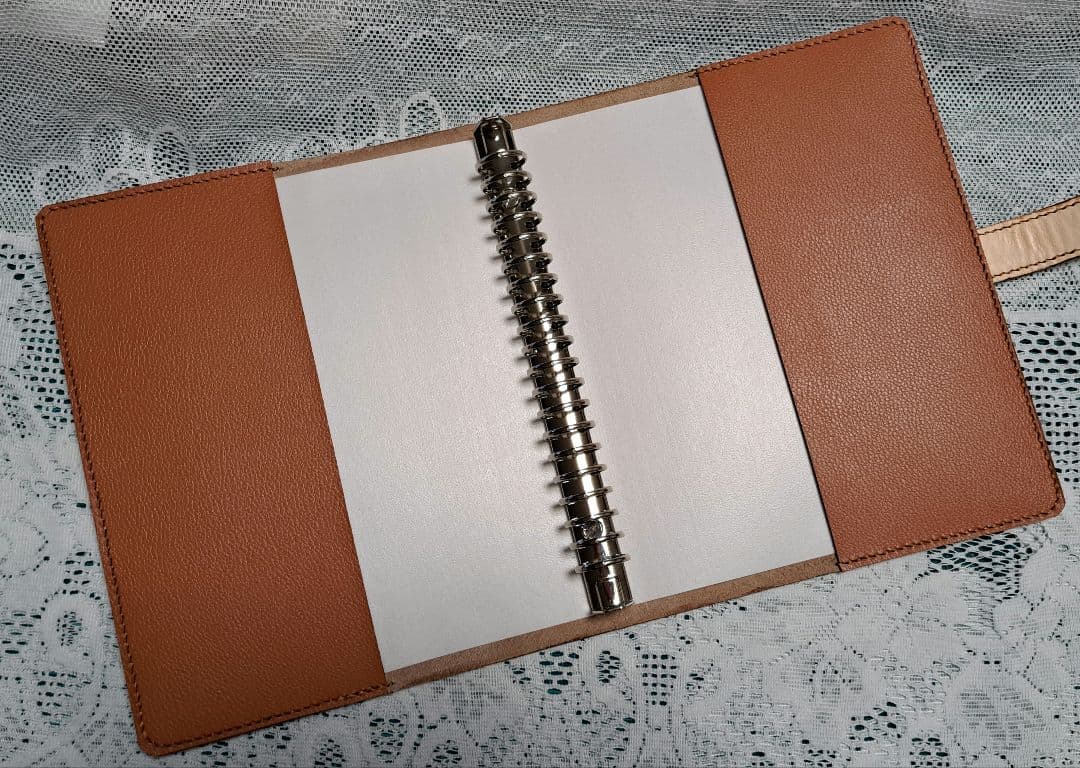 ハンドメイド本革システム手帳カバー(A5サイズルーズリング)