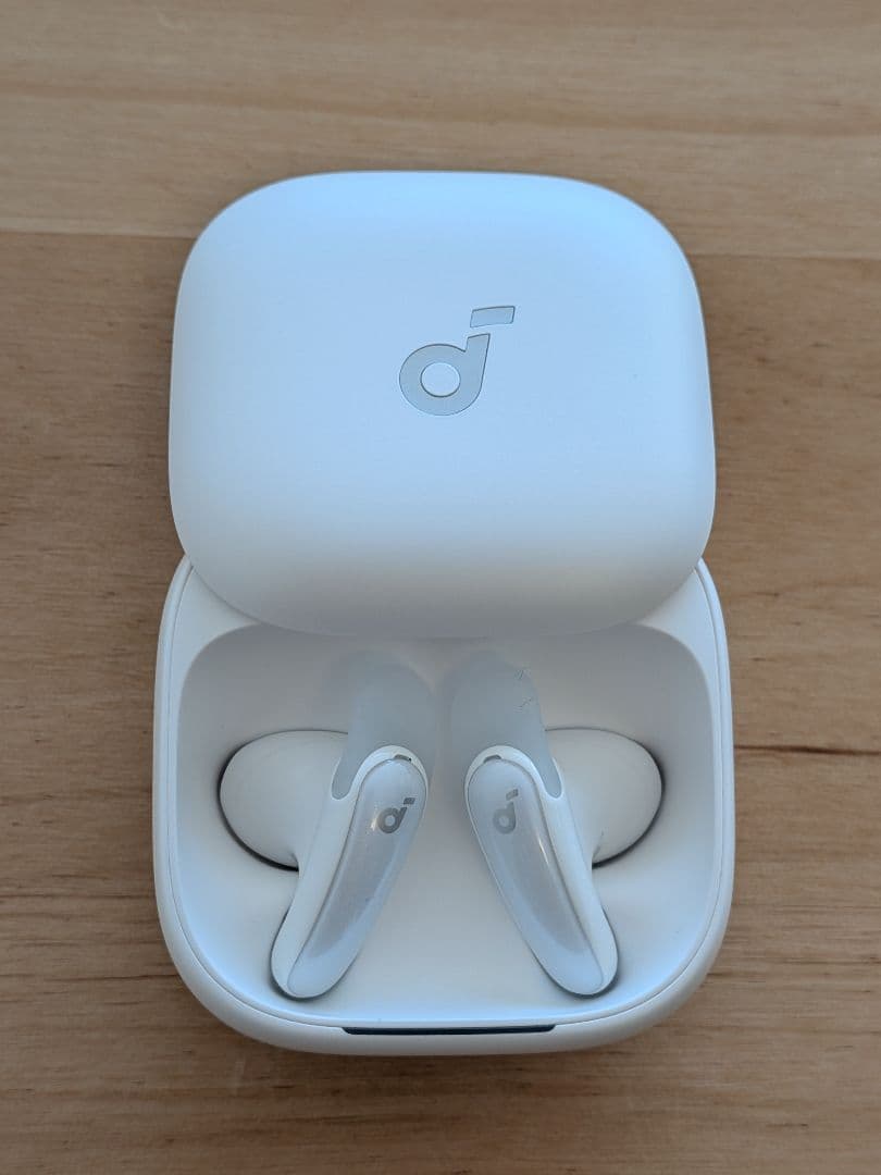 Anker Soundcore Liberty Buds ワイヤレスイヤホン白
