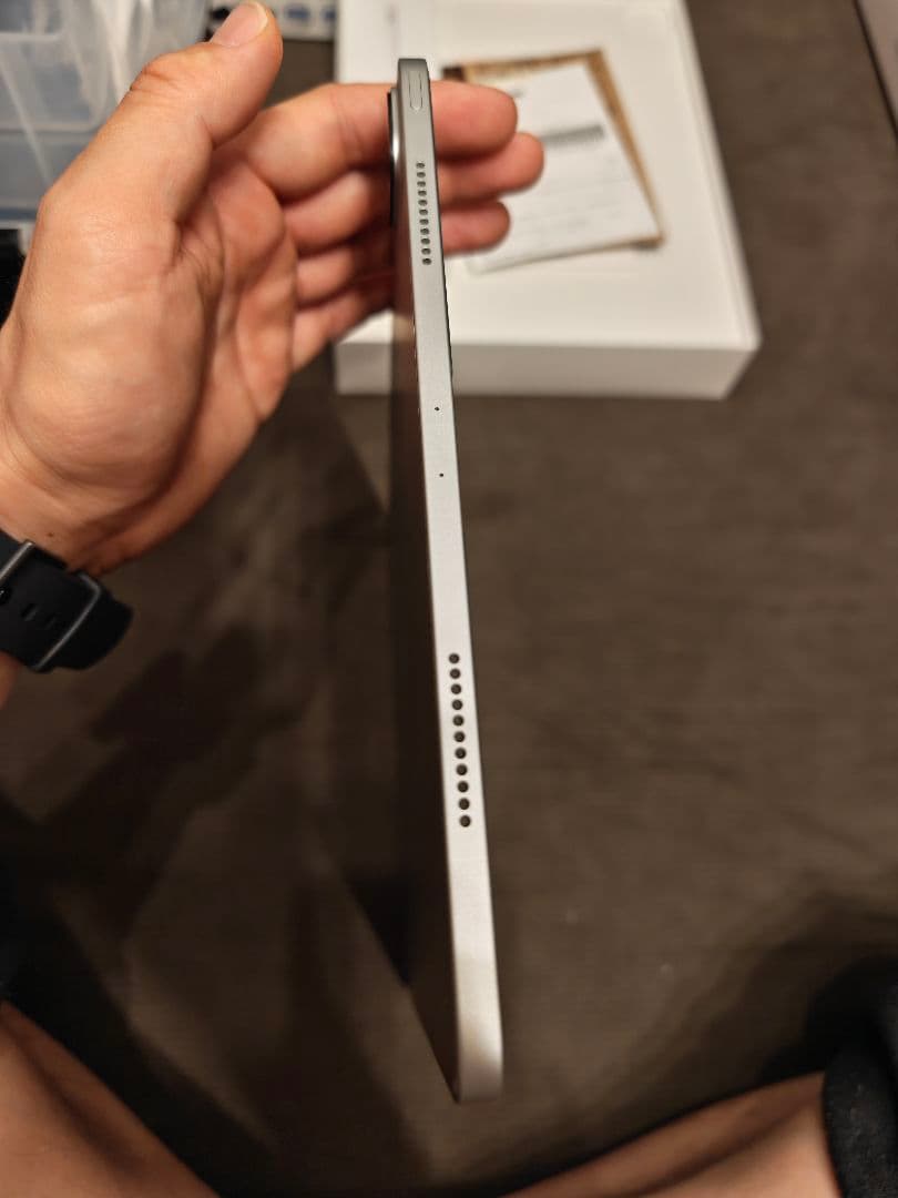 Apple iPad pro 第5世代 12.9インチ シルバー