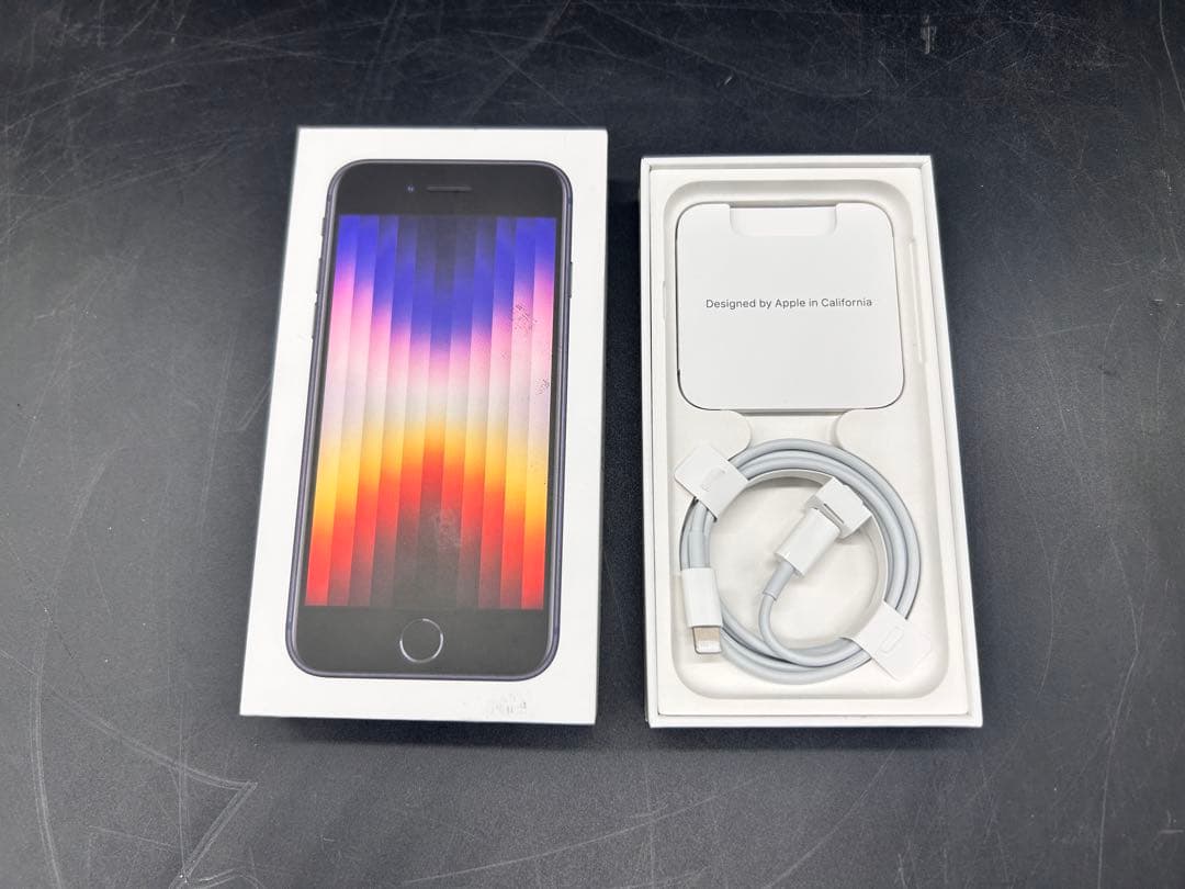 iPhone SE 第3世代 64GB SIMフリーMHGP3J/A A2782