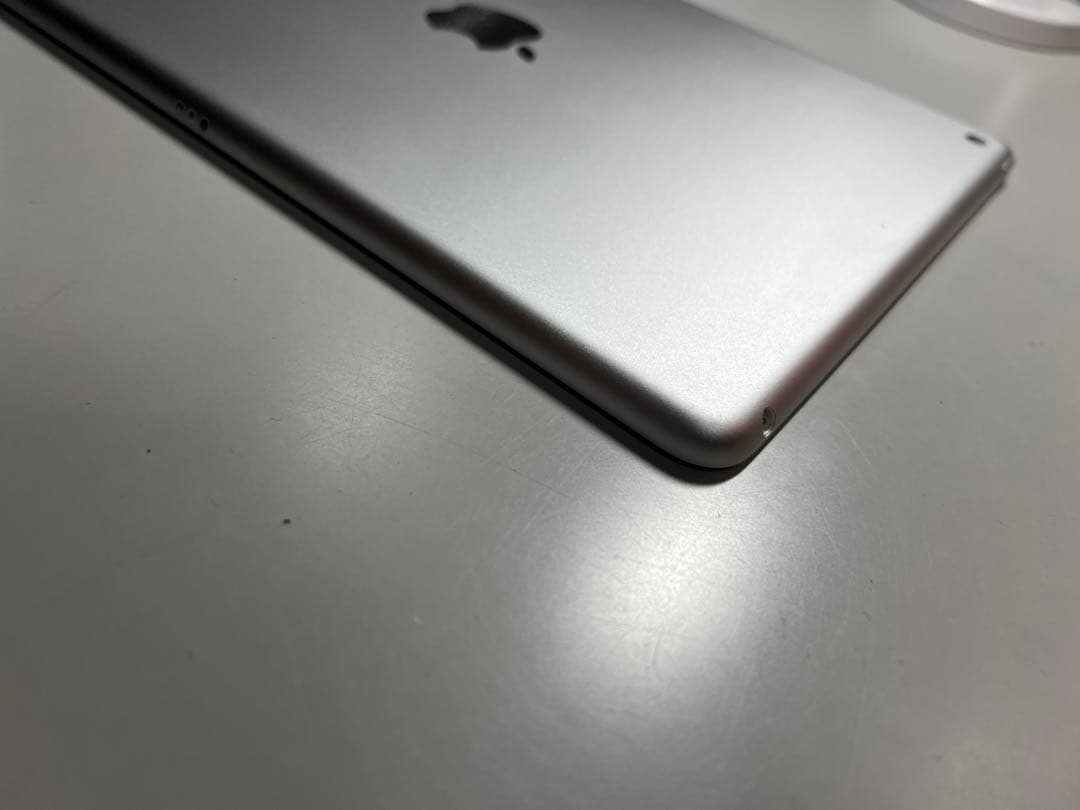 Apple iPad (第9世代) 64GB スペースグレー