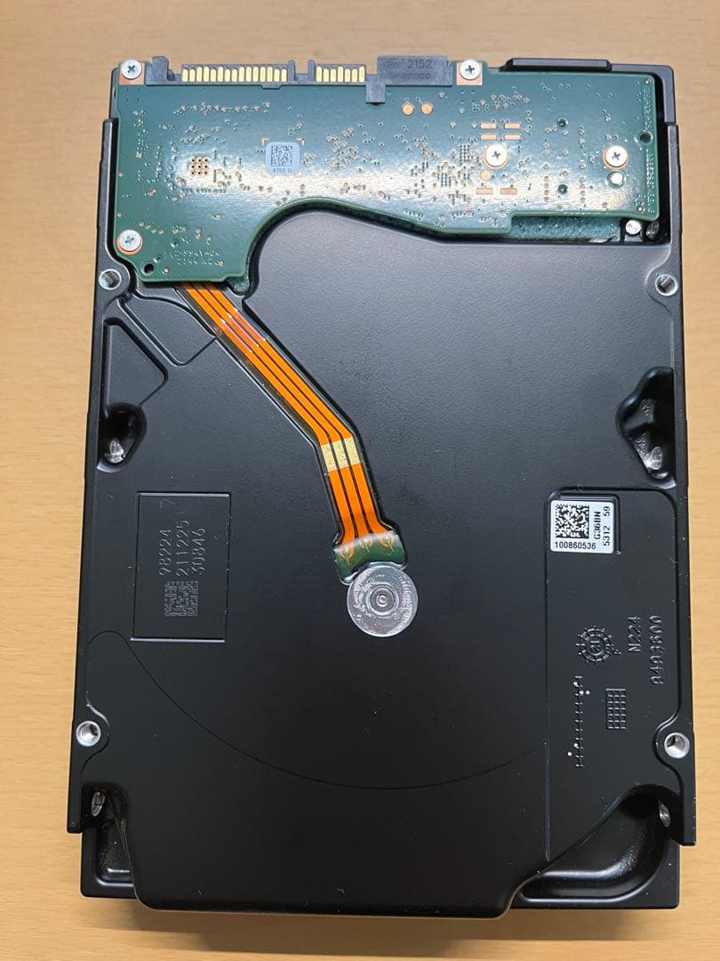 Seagate Exos X18 18TB 再認定品 SATA