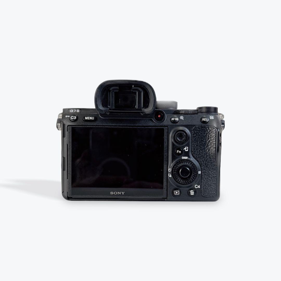 SONY α7III ボディ 美品 元箱あり