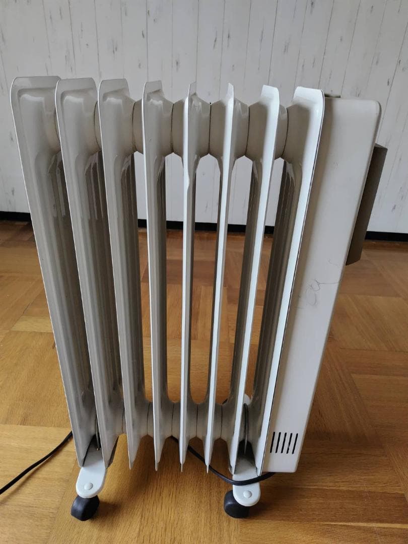 オイルヒーター ホワイト フィン型