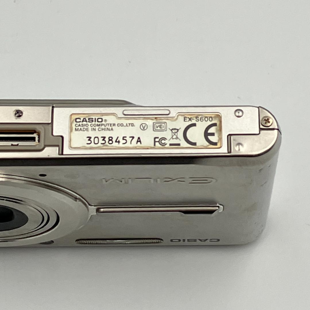 ⭐️超薄型コンデジ⭐️CASIO EXILIM EX-S600 シルバー
