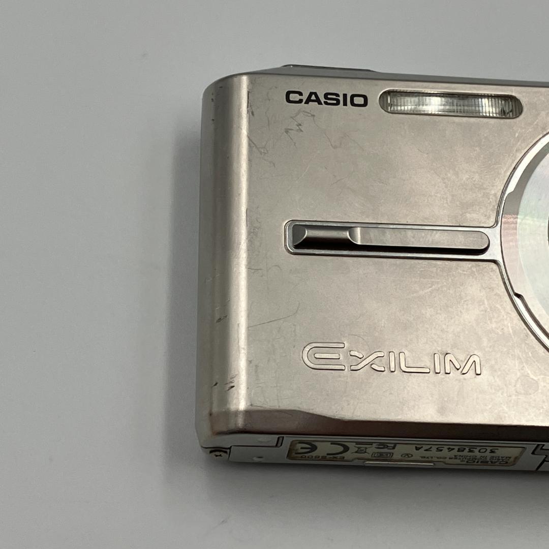 ⭐️超薄型コンデジ⭐️CASIO EXILIM EX-S600 シルバー