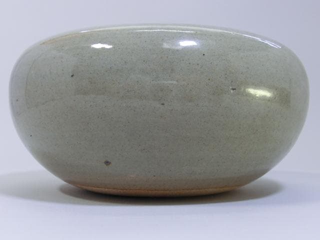 建水【茶道具】赤膚焼 龍華山 悦峰偉御「創業二百年」記念 灰器 灰釉鼠釉赤肌山■