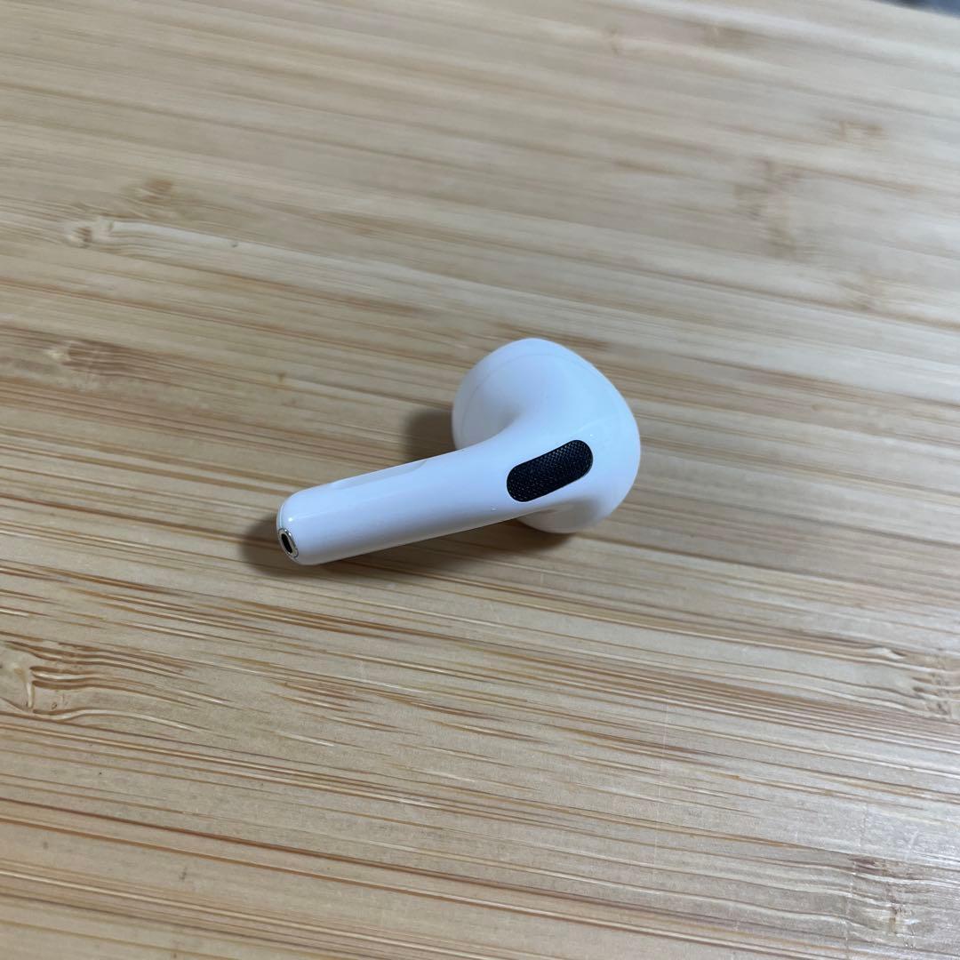 ⭐️Apple⭐️AirPods 4世代 片耳 L 左耳 ノイキャン無し A3053