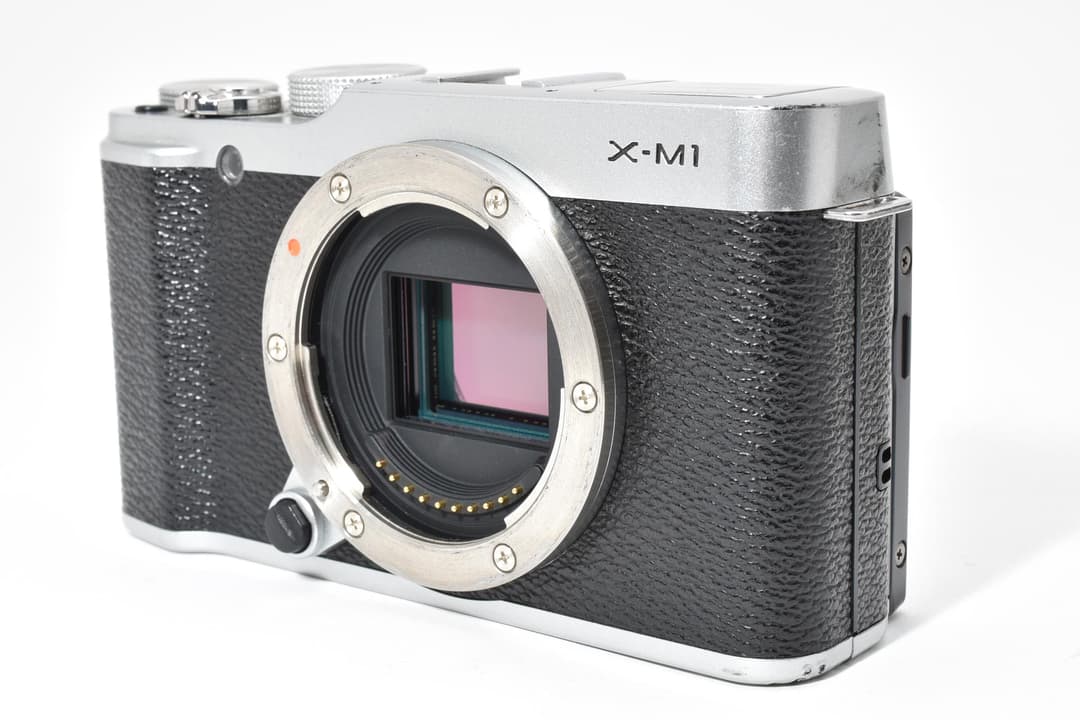 FUJIFILM X-M1 ボディ シルバー 0431