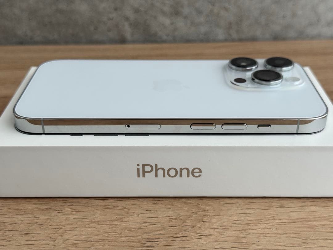 【美品】iPhone 14 Pro 256GB シルバー｜画面無傷｜箱あり
